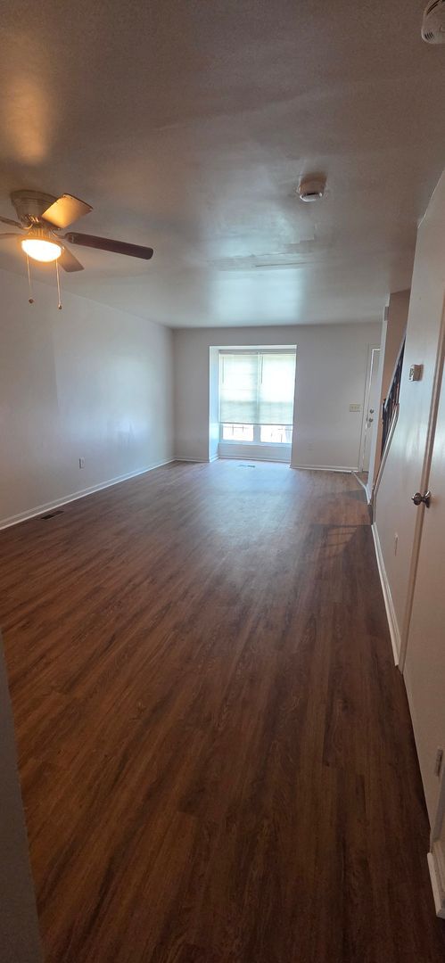 Foto del edificio - 9654 Hastings Dr