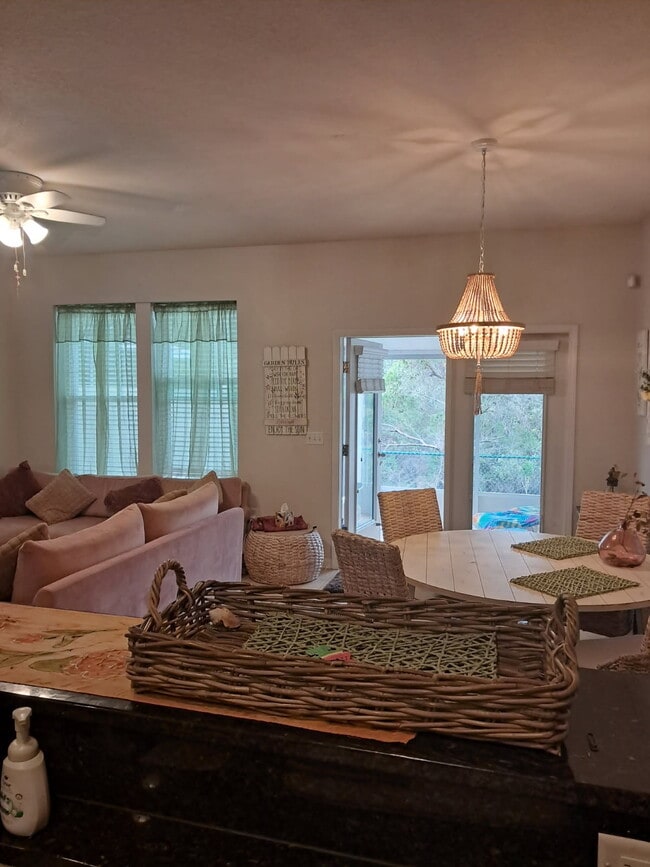 Building Photo - 317 Sand Oak Blvd