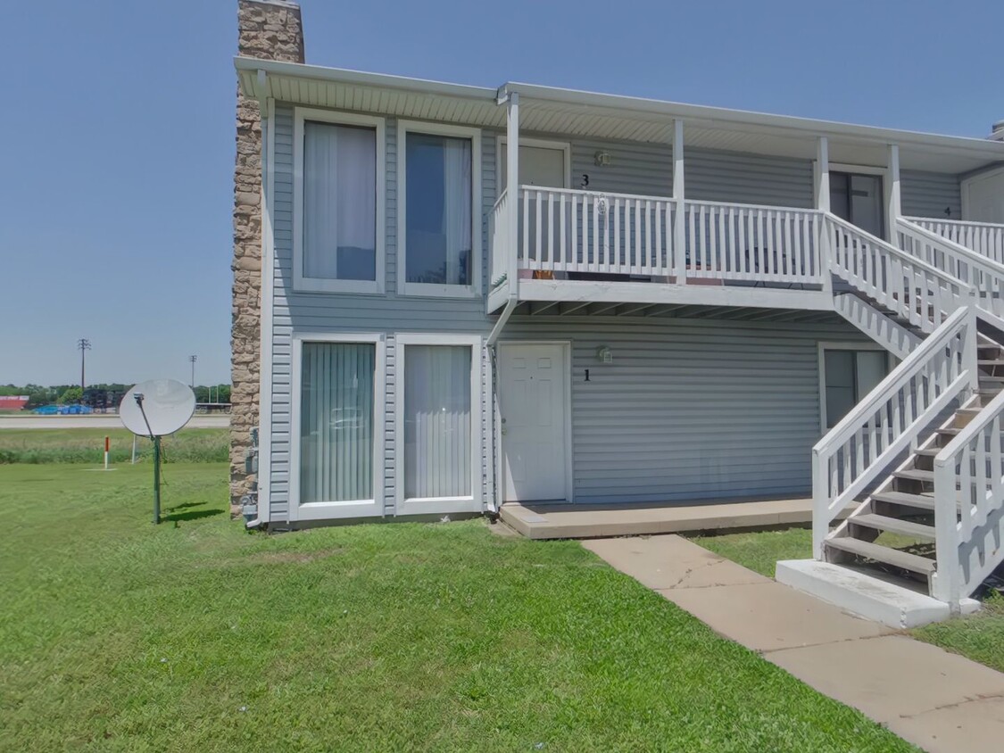 Foto principal - 3950 N Garland Cir