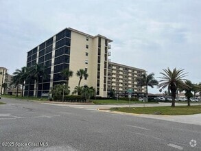 Building Photo - 500 Palm Springs Blvd