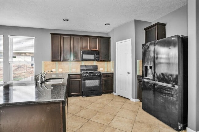 Foto del edificio - 3806 Glover Meadows Ln