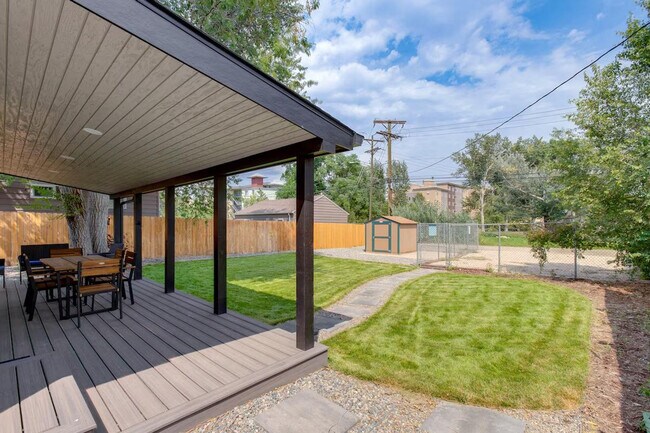 Foto del edificio - 3674 S Logan St