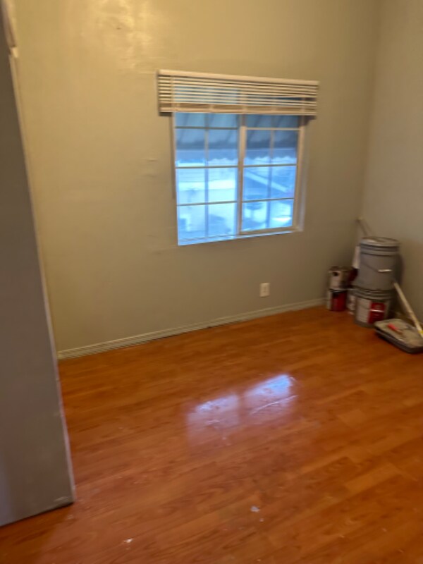 Building Photo - 3242 Linden St