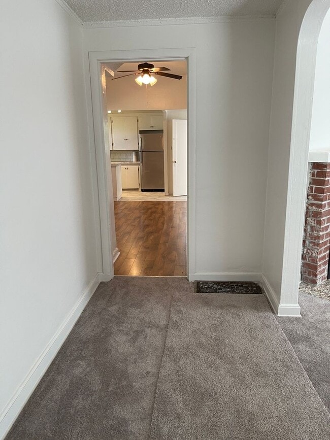 Photo - 4br/2ba house with fenced yard with detached garage