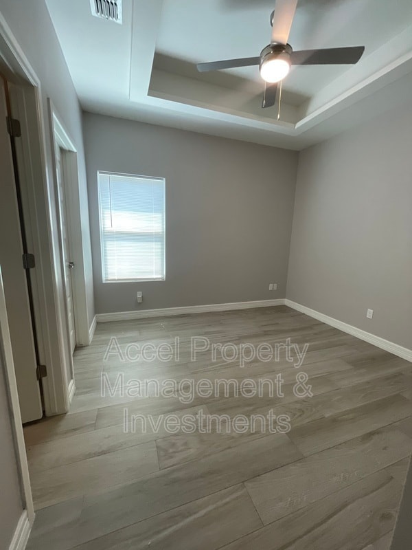 Building Photo - 3900 Whitewing Ave