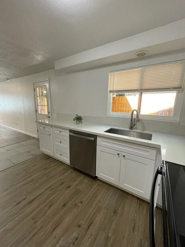 Foto del edificio - 3380 SE 1st St