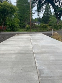 driveway - 41606 SE Beaverdam St
