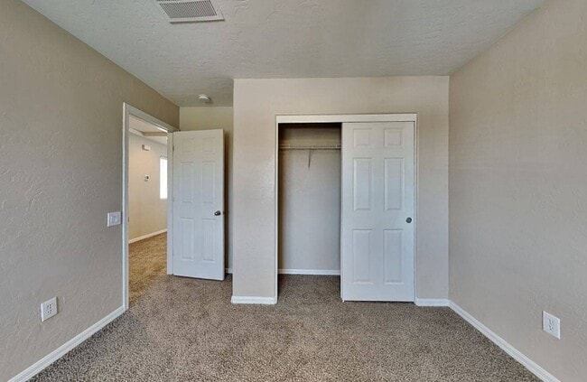 Building Photo - 7603 Babbler St
