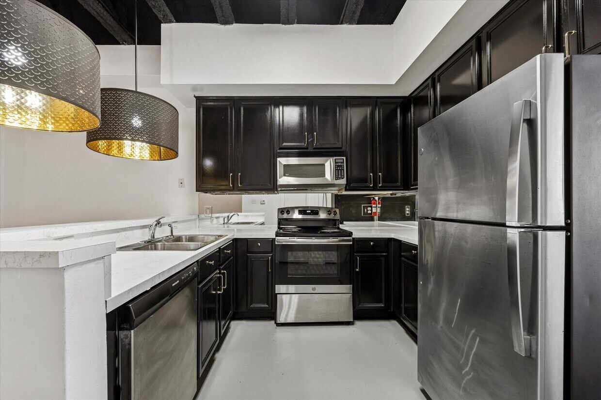 Foto principal - 5017 Cornish St