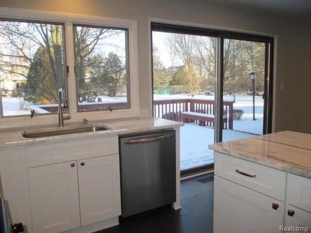 Building Photo - 4136 Bristol Dr