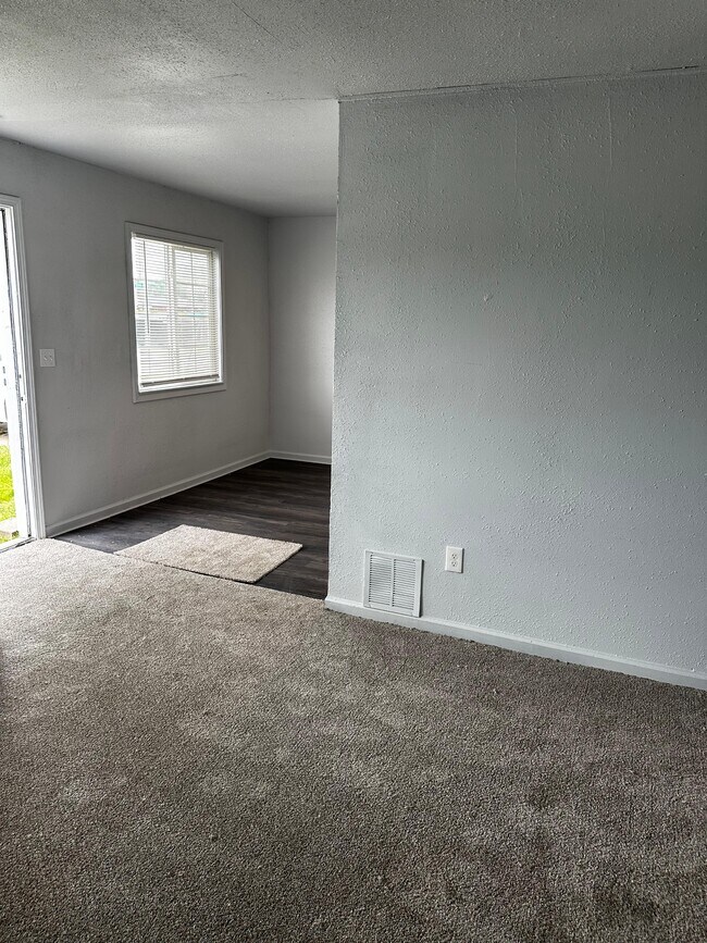 Foto del edificio - 7200 Edgeton St