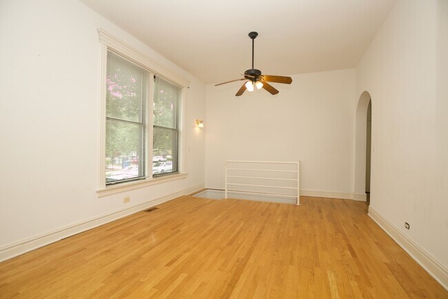 Foto del edificio - 2919 N Mildred Ave