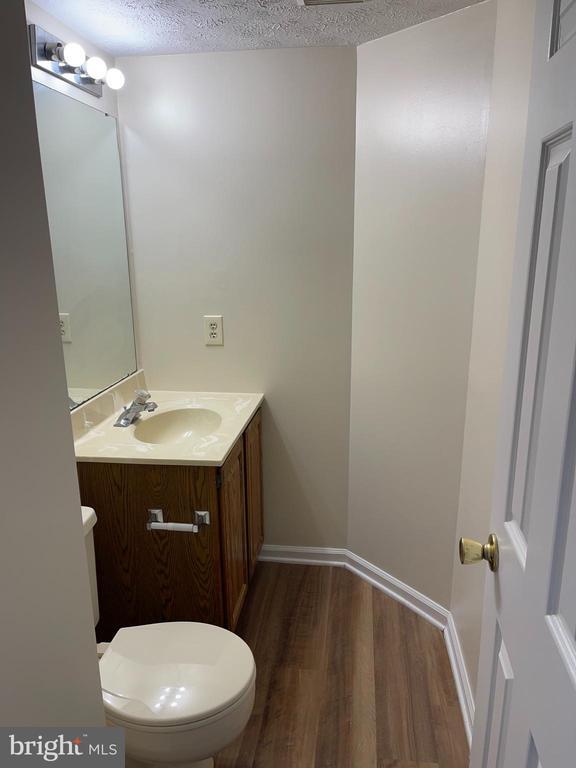 Building Photo - 2134 Commissary Cir