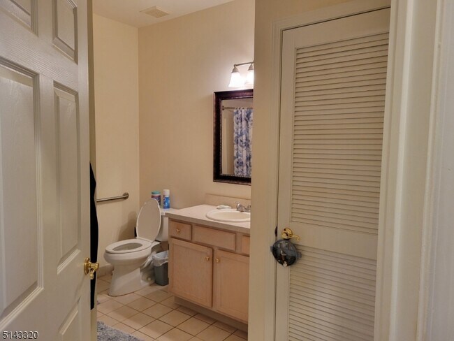 Foto del edificio - 6303 Richmond Rd