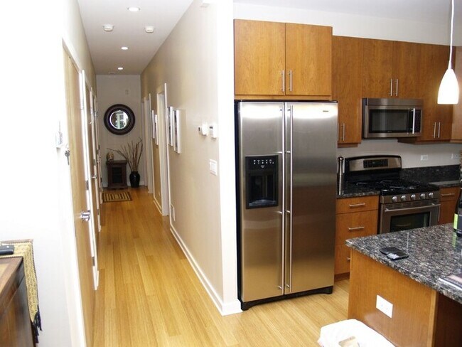 Foto del edificio - 679 N Peoria St