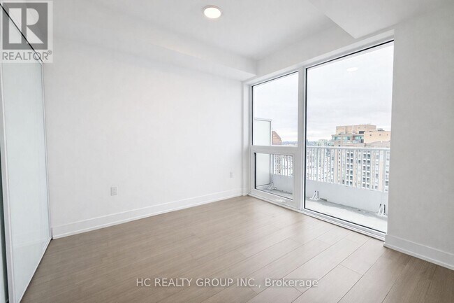 Building Photo - 36 Olive Ave