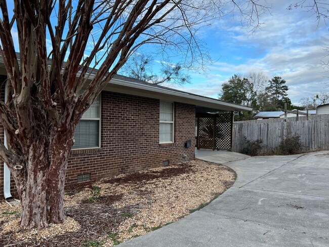 Foto del edificio - Gorgeous 2 bedroom 2 bath in Enterprise, AL