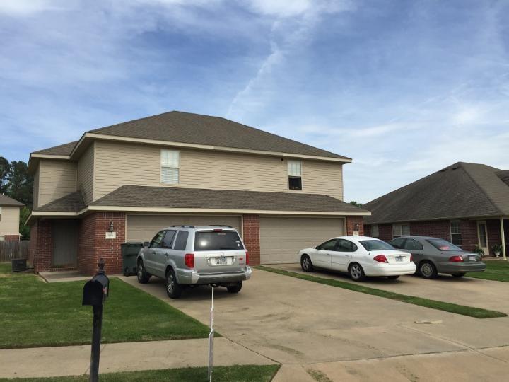1684 Willowbrook Dr, Fayetteville, AR 72703 Townhome Rentals in Fayetteville AR