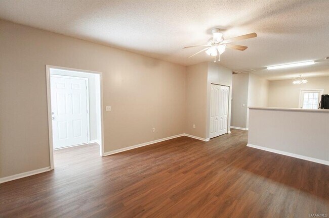 Foto del edificio - 147 Pine Meadows Cir