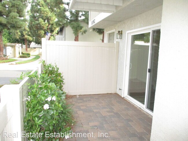 Building Photo - 2 br, 2 bath House - 1092 Tustin Pines Way