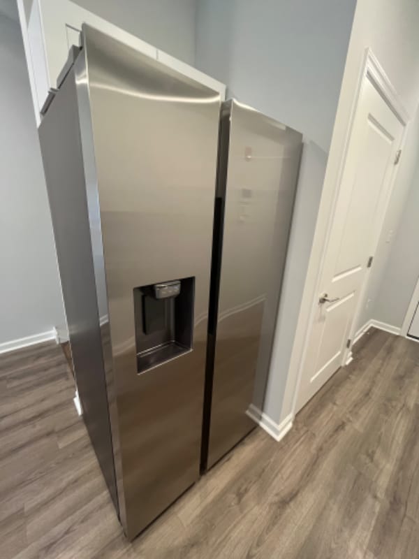 Building Photo - 4107 W Girard Ave