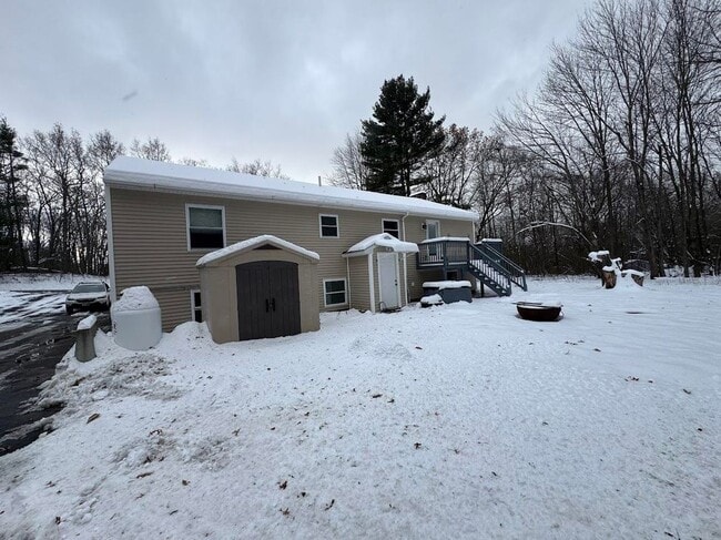 Building Photo - 240 Leda Ave