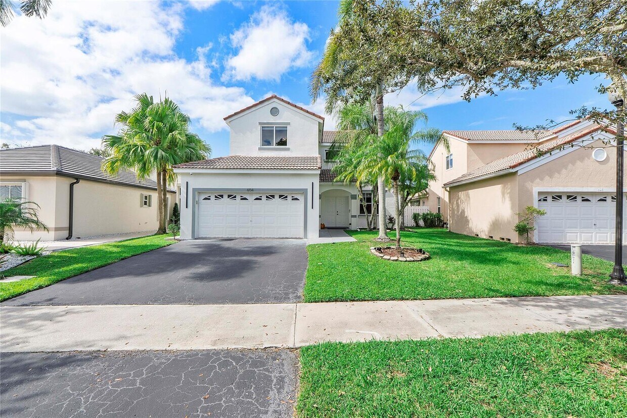 Foto principal - 604 Stanton Dr