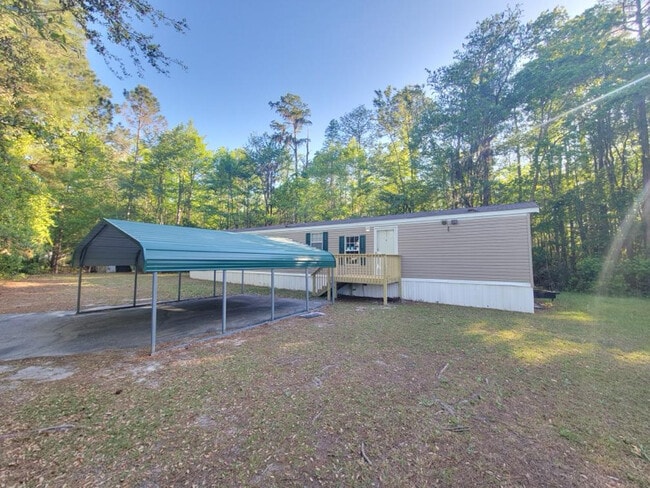 Building Photo - 790 Live Oak Church Rd