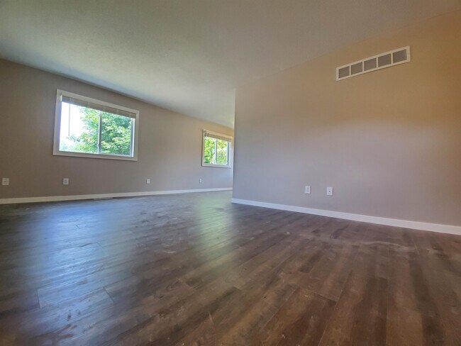 Foto del edificio - 812 2nd St NW