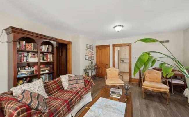 Building Photo - 303 3rd St NW