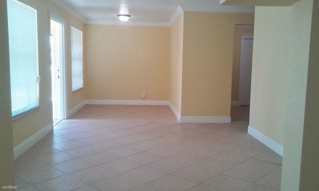 Foto del edificio - 1840 NW 34th Ter