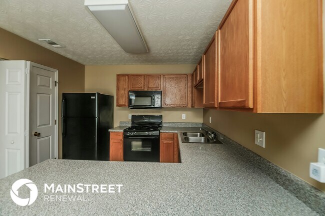 Foto del edificio - 138 Silver Fox Trail