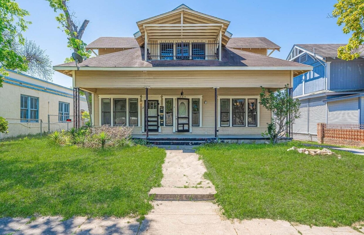 Building Photo - 204 Mt Vernon Ct