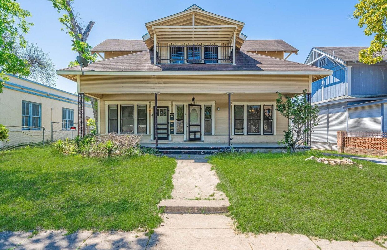 Foto del edificio - 204 Mt Vernon Ct