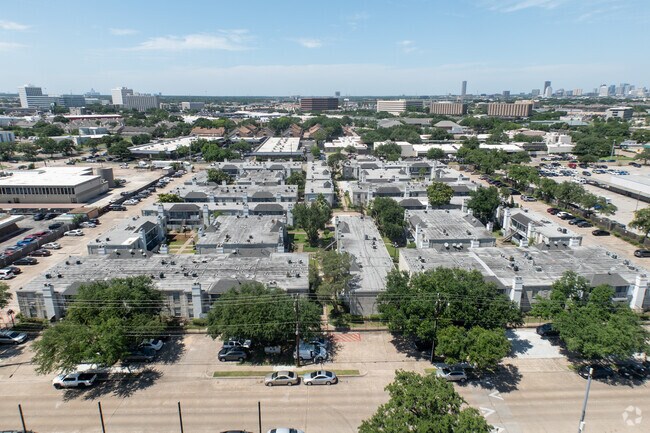 Contexto - De Moss Condominiums