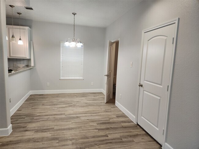 Foto del edificio - 11418 Carla St