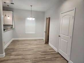 Building Photo - 11418 Carla St