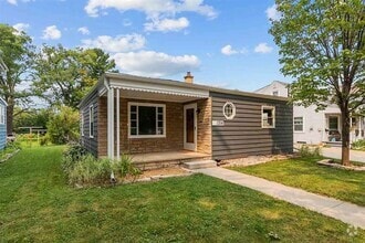 Building Photo - 1316 W Rogers Ave