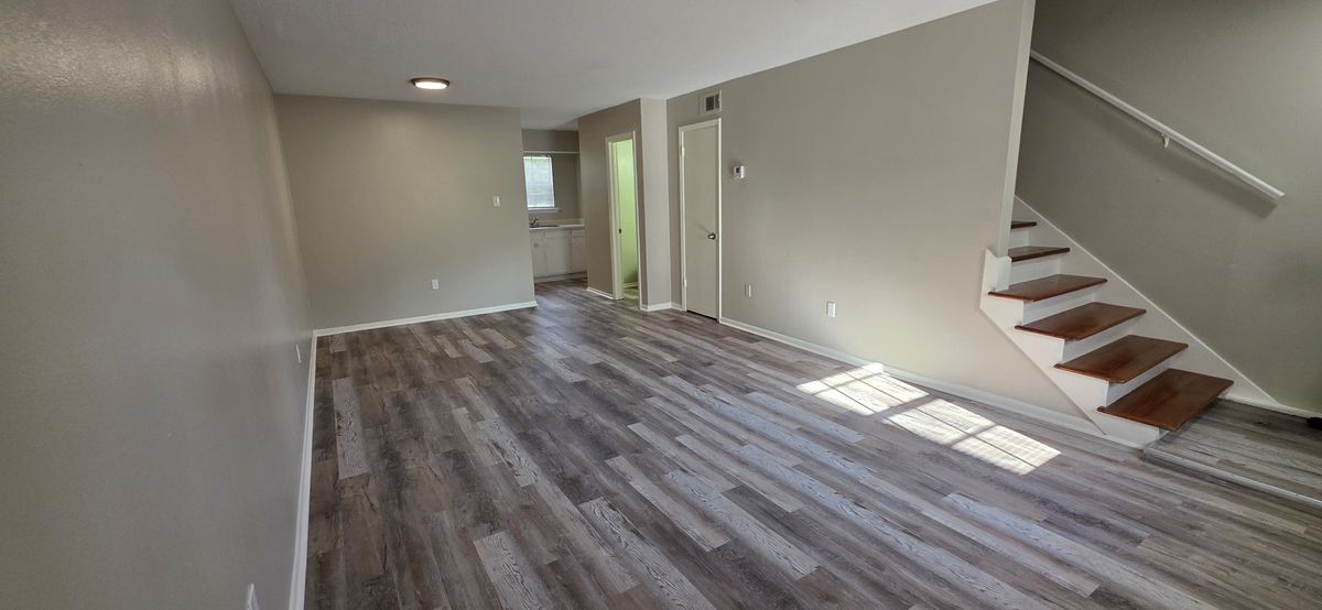 Foto principal - 650 Central Ave