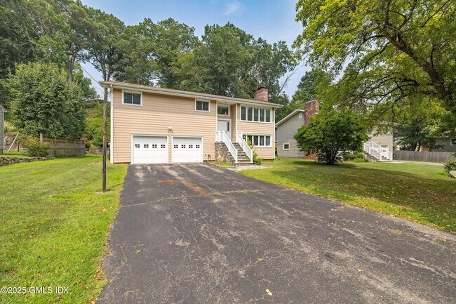 Foto del edificio - 37 Windsor Ln