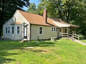 Building Photo - 140 Hammertown Rd