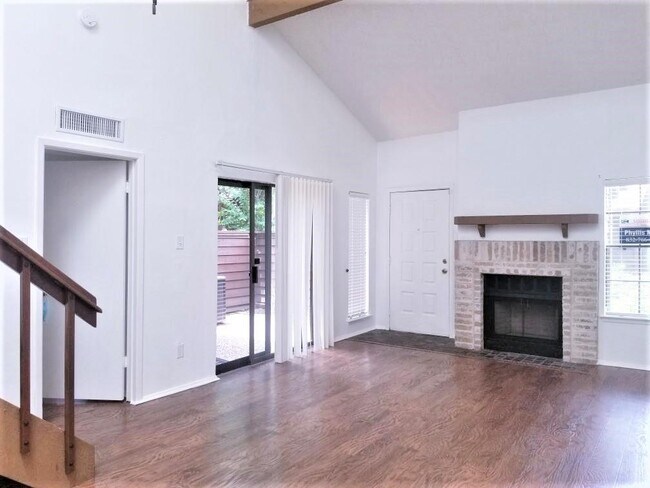 Foto del edificio - 2510 Grants Lake Blvd