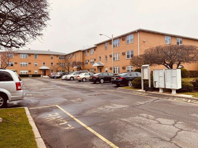 Foto del edificio - 126 RIVERVIEW Ct