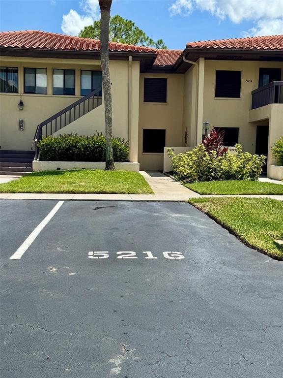 Foto del edificio - 5216 Lake Village Dr