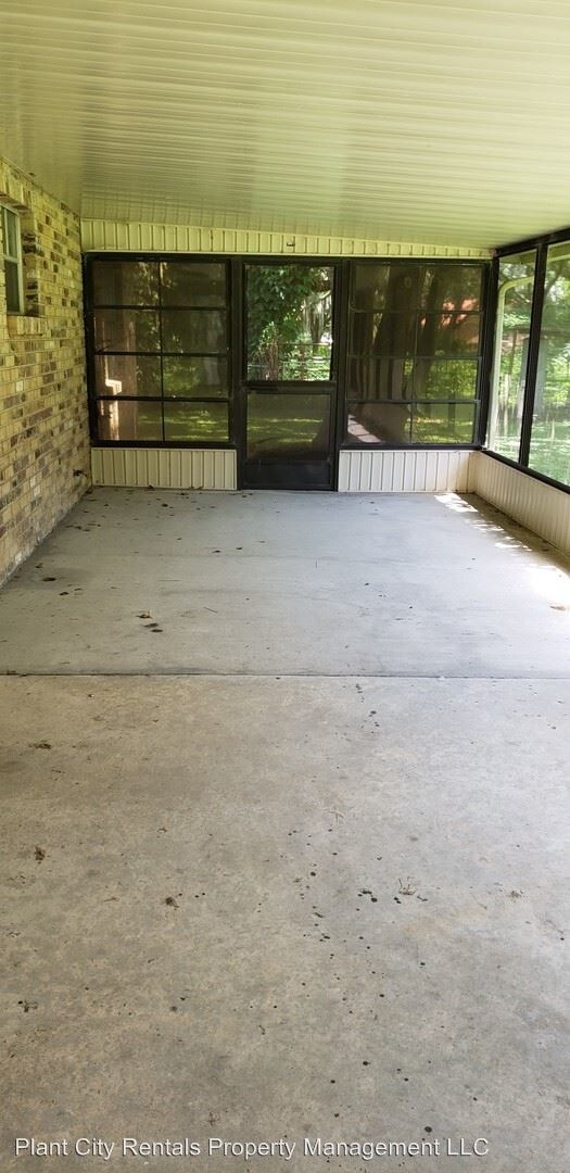 Building Photo - 3 br, 2 bath House - 701 Sparkman Rd