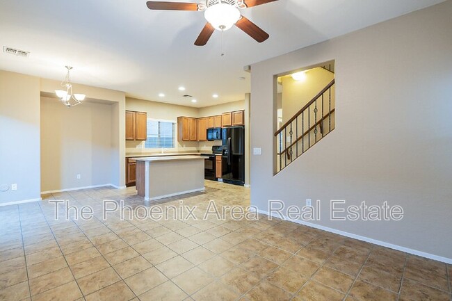 Building Photo - 488 N Citrus Ln