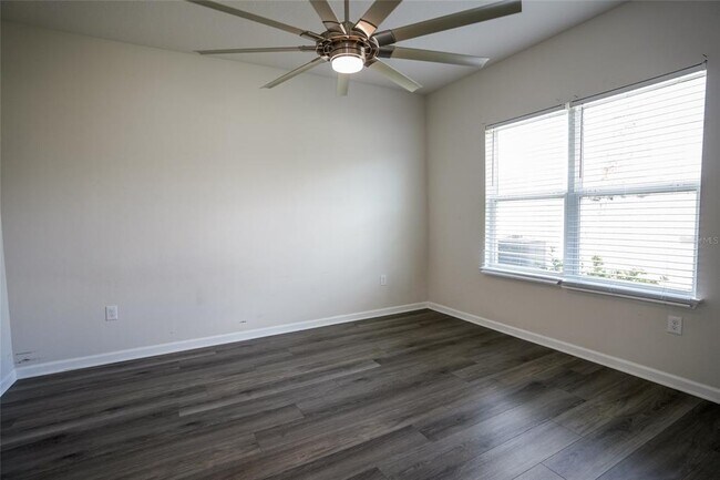 Foto del edificio - 8606 Bonfire Wy