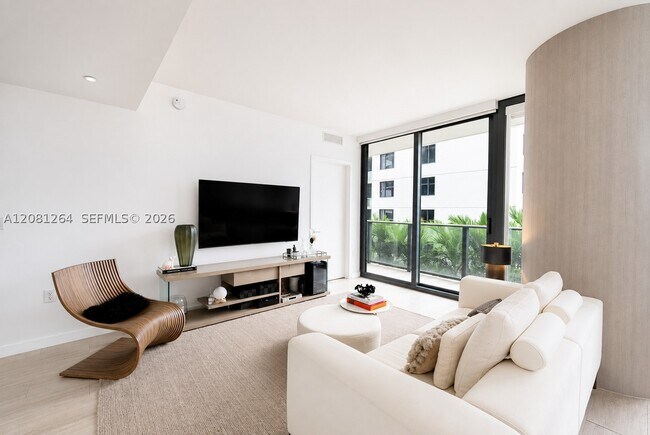 Foto del edificio - 55 SW 9th St