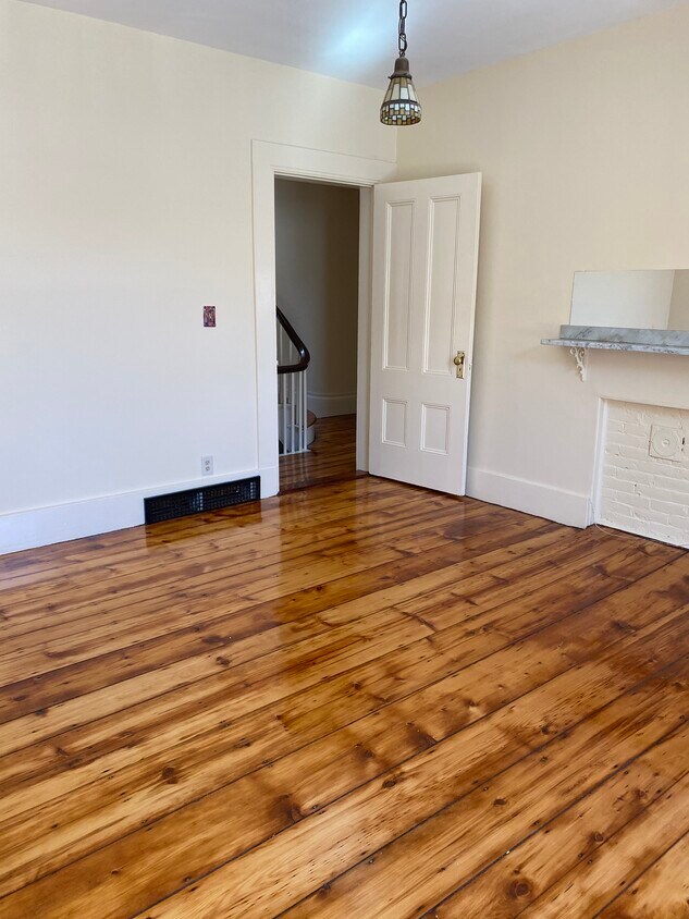 BR 1 (or dining room) - 200 Norfolk St