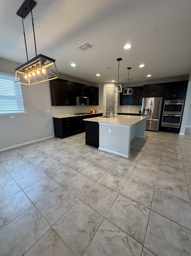Foto del edificio - Shearwater, 4 bedroom 3.5 bath home for rent.